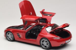 Mercedes SLS AMG C197 Rød Metallic Minichamps 1:18 100039020 Metal — billede 5 af 8