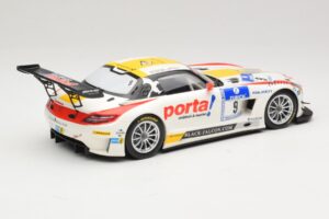 Mercedes SLS AMG GT3 #9 B. Schneider / J. Bleekemolen Black Falcon 24 Hours of Nurburgring Winner 2013 Minichamps 1:18 151133 — billede 2 af 6