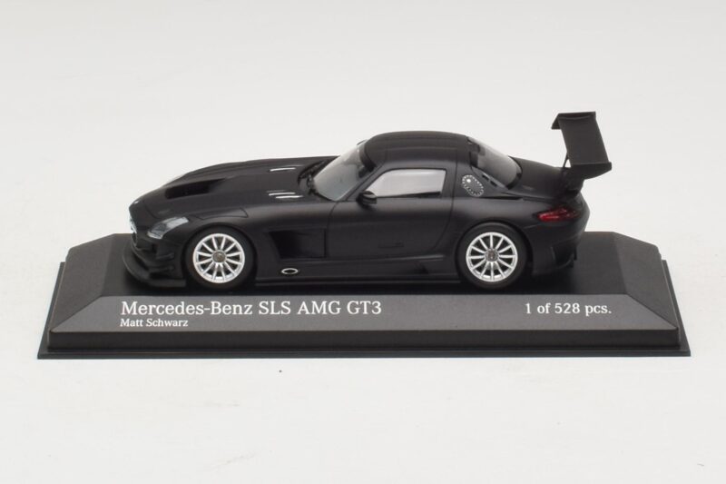 Mercedes SLS AMG GT3 Mat Sort Minichamps 1:43 Mercedes SLS AMG GT3 Mat Sort Minichamps 1:43 410113200 Metal