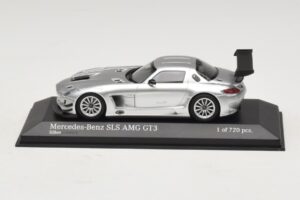Mercedes SLS AMG GT3 Sølv Minichamps 1:43 410113202 Metal