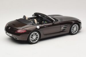 Mercedes SLS AMG Sepang Brown Minichamps 1:18 B66960080 Metal — billede 4 af 9