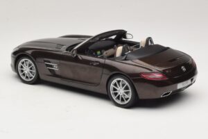 Mercedes SLS AMG Sepang Brown Minichamps 1:18 B66960080 Metal — billede 8 af 9