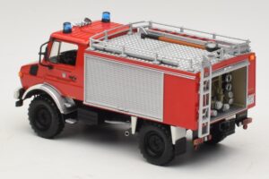 Mercedes Unimog 1300 L TLF 8/18 FF Oberammergau Minichamps 1:43 439033071 Metal — billede 5 af 6