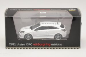 Opel Astra H OPC Nurburgring Edition Hvid Minichamps 1:43 ASTRA005 Metal — billede 4 af 4