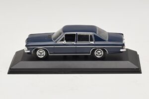 Opel Diplomat A Mørkeblå Minichamps 1:43 DIPLOMAT001 Metal