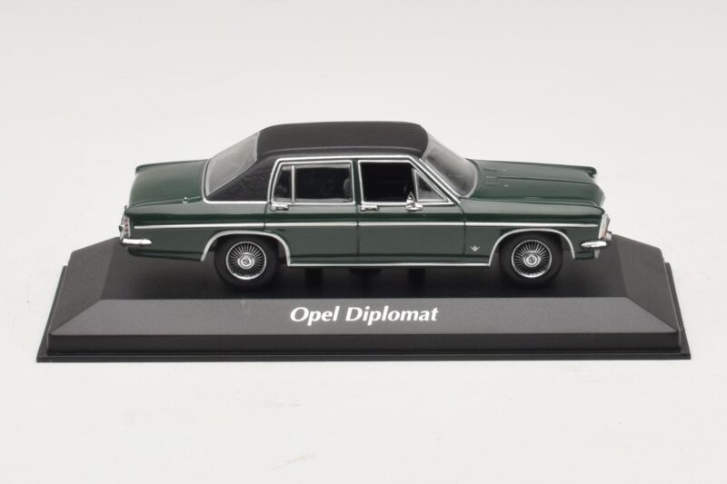 Opel Diplomat B Mørkegrøn Maxichamps 1:43 940046070 Metal
