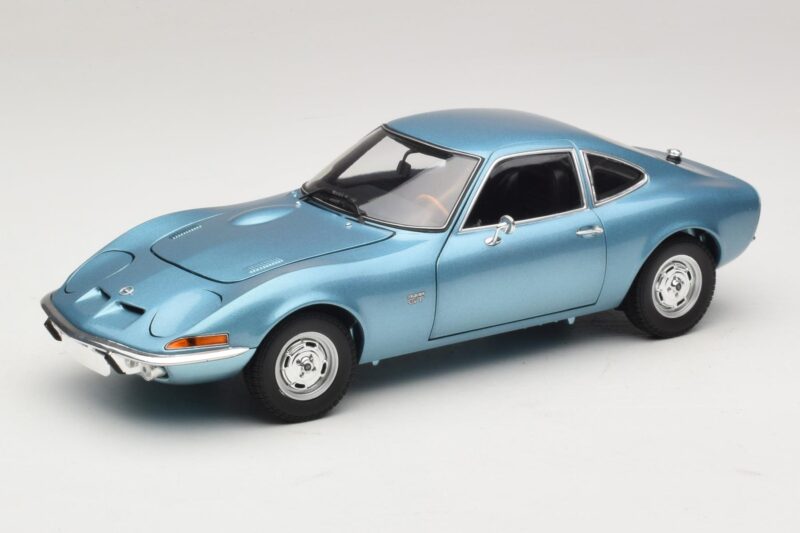 Opel GT Blue Metallic Minichamps 1:18 180049030 Metal