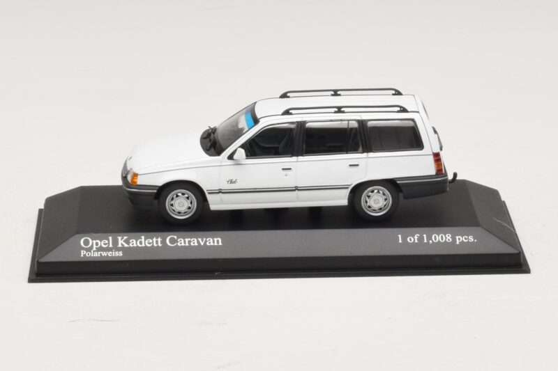 Opel Kadett E Caravan Hvid Minichamps 1:43 400045911 Metal