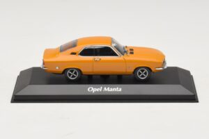 Opel Manta A Orange Maxichamps 1:43 940045500 Metal