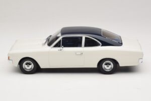Opel Rekord C Coupé Hvid Blå Minichamps 1:18 107047021 Resin — billede 3 af 6