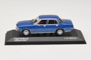 Opel Rekord D Blå Metallic Minichamps 1:43 400044002 Metal