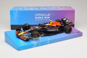 Oracle Red Bull Racing RB18 #11 S. Perez Miami GP 2022 Minichamps 1:18 113220511 Metal — billede 7 af 7