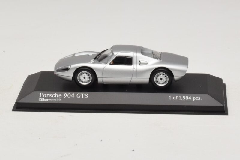 Porsche 904 GTS Sølv Minichamps 1:43 400065721 Metal
