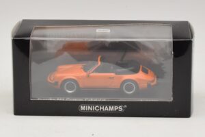 Porsche 911 930 Carrera Cabriolet Orange Minichamps 1:43 430062038 Metal — billede 4 af 4