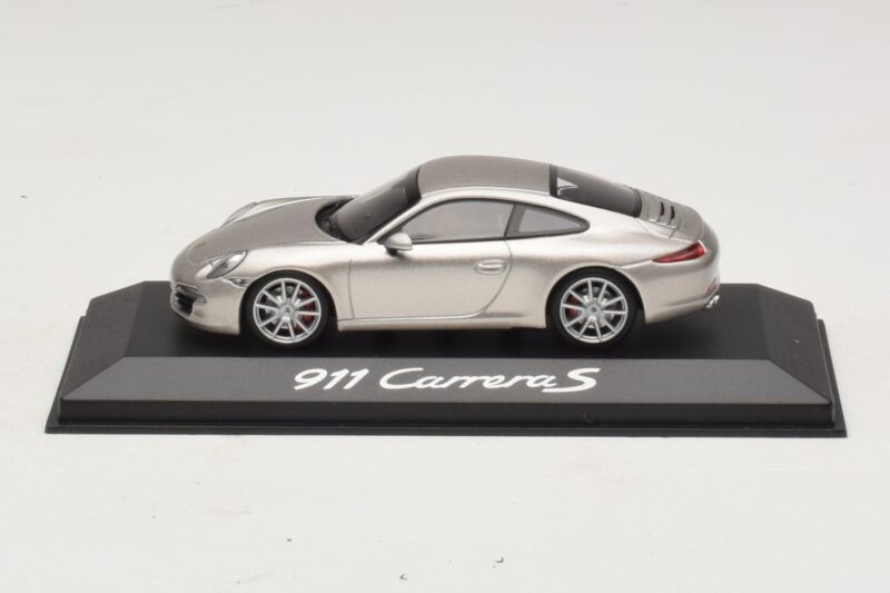 Porsche 911 991 Carrera S Sølv Metallic Minichamps 1:43 WAP0200130C Metal