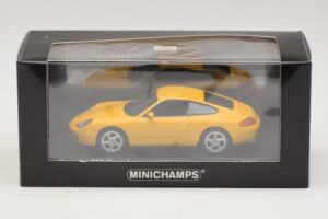 Porsche 911 991 Carrera Gul Minichamps 1:43 410060221 Metal — billede 4 af 4
