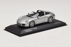 Porsche 911 991 Targa Sølv Minichamps 1:43 410062442 Metal — billede 2 af 4