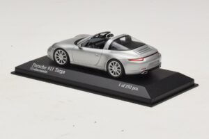 Porsche 911 991 Targa Sølv Minichamps 1:43 410062442 Metal — billede 3 af 4
