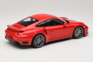Porsche 911 991 Turbo S Rød Minichamps 1:18 110062320 Metal — billede 2 af 8