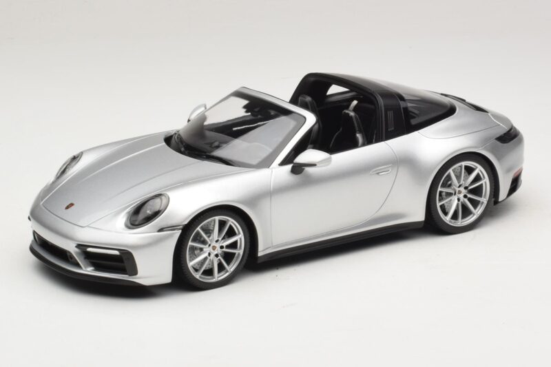 Porsche 911 992 Targa 4 GTS Sølv Minichamps 1:18 WAP0211460RTRG Metal