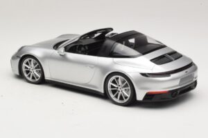 Porsche 911 992 Targa 4 GTS Sølv Minichamps 1:18 WAP0211460RTRG Metal — billede 5 af 6