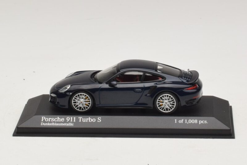 Porsche 911 996 Blå Metallic Minichamps 1:43 Porsche 911 996 Blå Metallic Minichamps 1:43 400061180 Metal