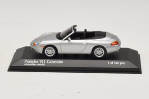 Porsche 911 996 Cabriolet Sølv Metallic Minichamps 1:43 400061091 Metal