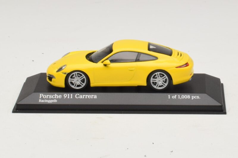Porsche 911 996 Gul Minichamps 1:43 Porsche 911 996 Gul Minichamps 1:43 400061182 Metal