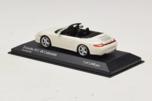 Porsche 911 997 Carrera 4S Cabriolet Hvid Minichamps 1:43 400066431 Metal — billede 3 af 4