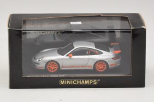 Porsche 911 997 GT3 RS Sølv Minichamps 1:43 400066000 Metal — billede 4 af 4