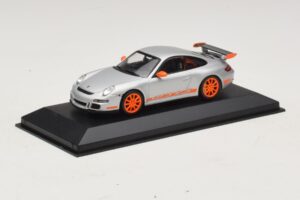 Porsche 911 997 GT3 RS Sølv Orange Minichamps 1:43 403066013 Metal — billede 2 af 4