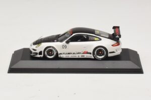 Porsche 911 997 GT3 RSR #9 Presentation 2009 Minichamps 1:43 400096909 Metal