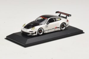 Porsche 911 997 GT3 RSR #9 Presentation 2009 Minichamps 1:43 400096909 Metal — billede 2 af 4