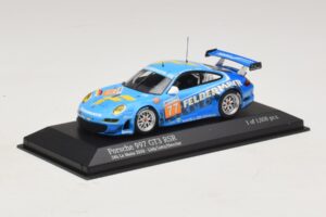 Porsche 911 997 GT3 RSR GT2 #77 M. Lieb / R. Lietz / W. Henzler 24 Hours of Le Mans 2010 Minichamps 1:43 410106977 Metal — billede 2 af 4