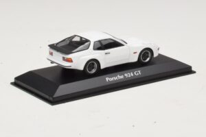 Porsche 924 GT Hvid Maxichamps 1:43 940066121 Metal — billede 2 af 4