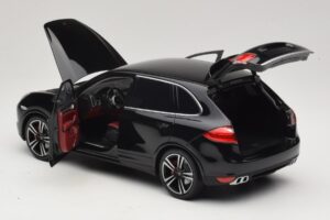Porsche Cayenne Turbo S 92A Sort Metallic Minichamps 1:18 110062100 Metal — billede 5 af 8