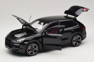 Porsche Cayenne Turbo S 92A Sort Metallic Minichamps 1:18 110062100 Metal — billede 2 af 8