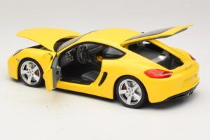 Porsche Cayman 981 Gul Minichamps 1:18 110062220 Metal — billede 5 af 8