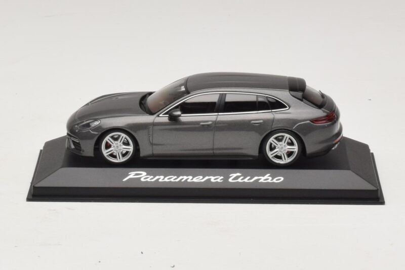 Porsche Panamera 971 Turbo Grå Metallic Minichamps 1:43 WAP0207610H Metal