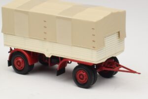 Lastbilstrailer Presenning Hvid Rød Minichamps 1:43 439159096 Metal — billede 4 af 6