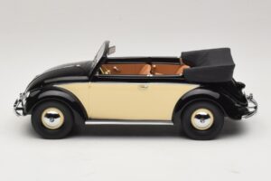 Volkswagen Beetle Cabriolet Sort Creme Minichamps 1:18 107054131 Resin — billede 3 af 6