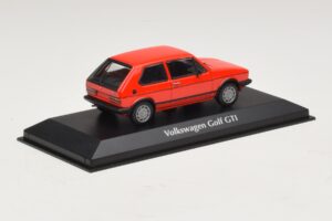 Volkswagen Golf GTI Mk1 Rød Maxichamps 1:43 940055170 Metal — billede 2 af 4