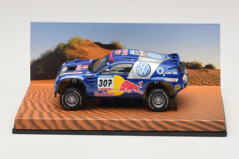 Volkswagen Race Touareg Red Bull #307 Forhandlerudgave 2005 Minichamps 1:43 Volkswagen Race Touareg Red Bull #307 Forhandlerudgave 2005 Minichamps 1:43 7LO099400PD307 Metal