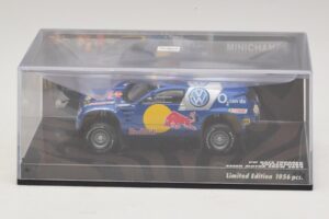 Volkswagen Race Touareg Red Bull Presentation Essen Motor Show 2004 Minichamps 1:43 436045300 Metal — billede 4 af 5
