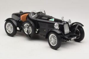 Alfa Romeo 8C Monza Sort Bburago 1:18 3014-P1 Metal — billede 4 af 6