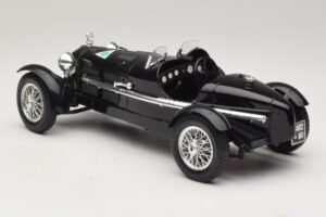 Alfa Romeo 8C Monza Sort Bburago 1:18 3014-P1 Metal — billede 5 af 6