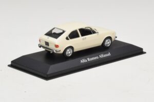 Alfa Romeo Alfasud Hvid Maxichamps 1:43 940120101 Metal — billede 2 af 5