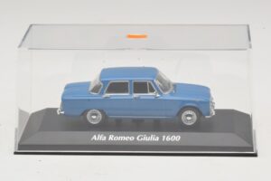 Alfa Romeo Giulia 1600 Blå Maxichamps 1:43 940120900 Metal — billede 4 af 5