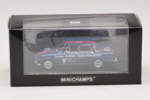 Alfa Romeo Giulia Europa-Testfahrt Sizilien-Hammerfest Minichamps 1:43 400120905 Metal — billede 5 af 5
