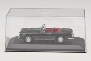 Alfa Romeo Giulia Spider Sort Minichamps 1:43 400120730 Metal — billede 4 af 5